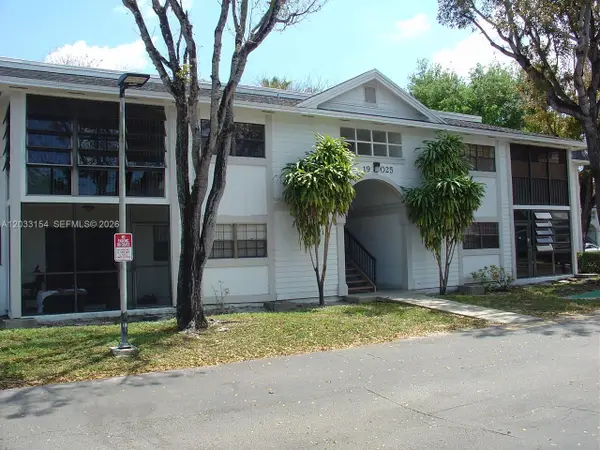 19025 NW 62nd Avenue #202, Hialeah, FL 33015