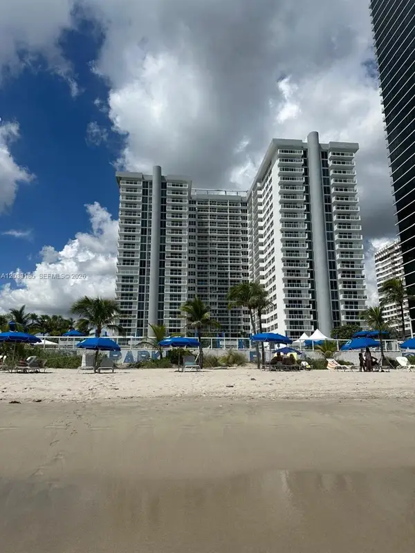 2030 S Ocean Drive #1706, Hallandale Beach, FL 33009