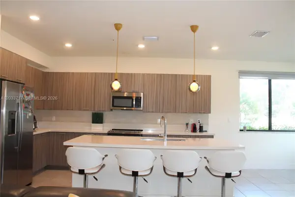 8265 NW 41 Street #C110, Doral, FL 33166
