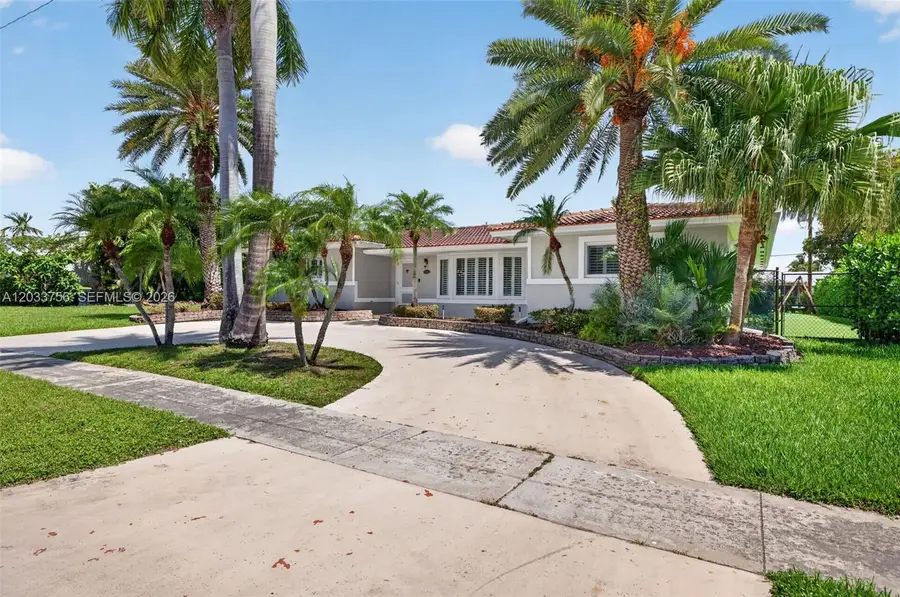 313 SE 6th Street, Dania Beach, FL 33004 - #2