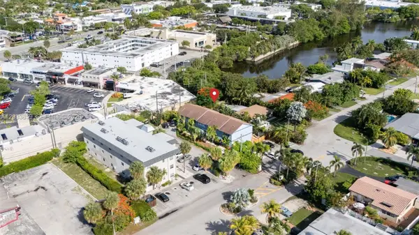 3014 NE 21st Terrace, Fort Lauderdale, FL 33306