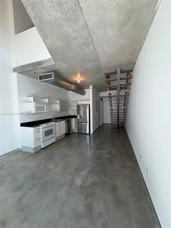 690 SW 1st Court #1212, Miami, FL 33130