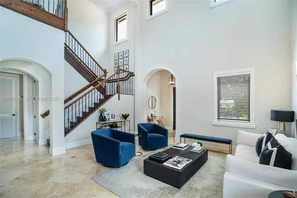 8919 NE 10th Avenue, Miami, FL 33138
