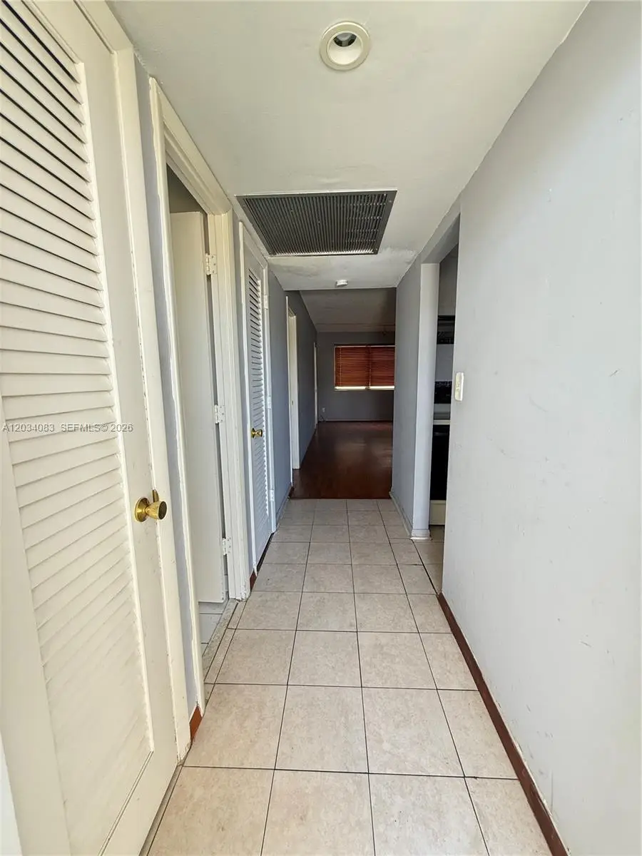 2200 Park Lane #105, Hollywood, FL 33021 - #3