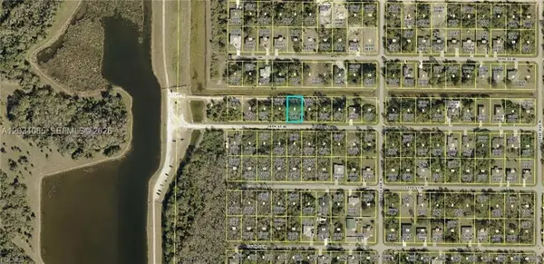 3310 38th Street W, Lehigh Acres, FL 33971