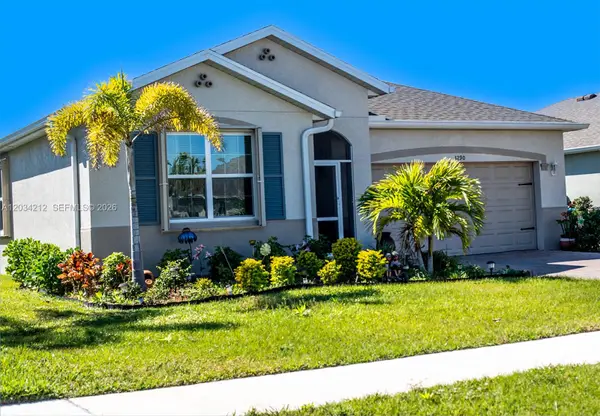 3290 Baravaldo Circle, Cape Coral, FL 33909