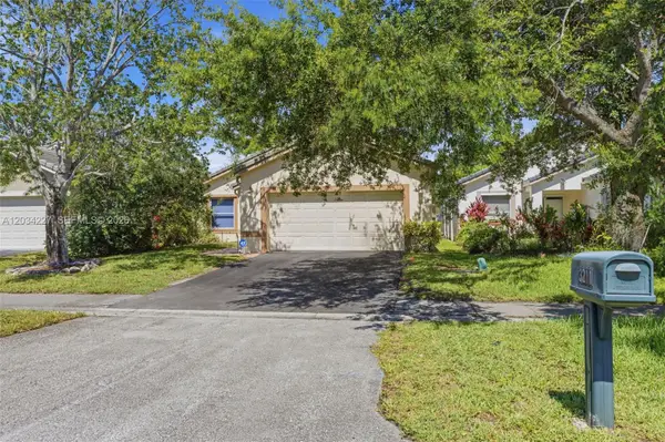 3211 NW 123rd Avenue, Coral Springs, FL 33065