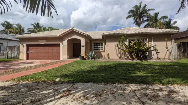8929 NW 165th Terrace, Miami Lakes, FL 33018
