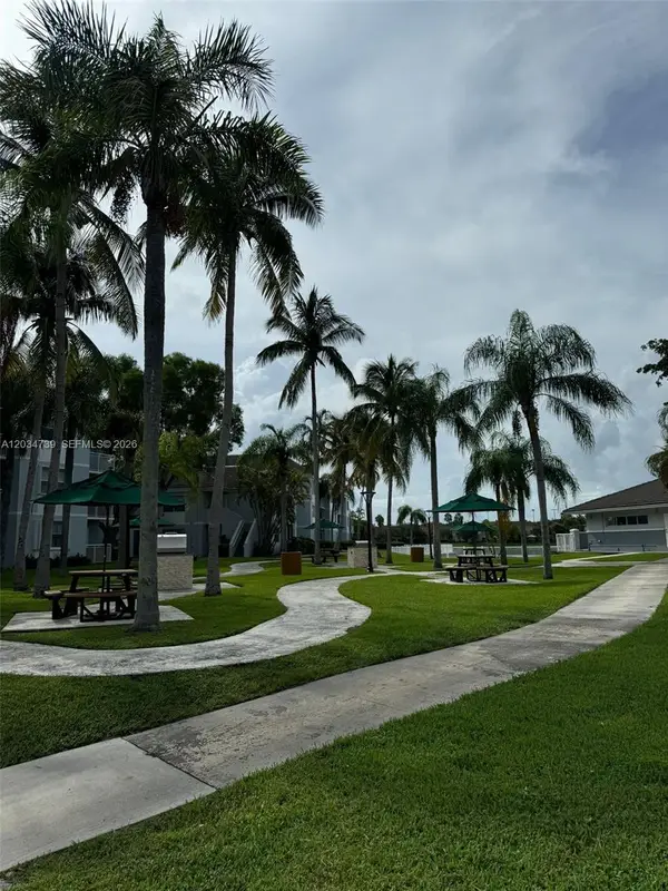 8660 SW 212th Street #108, Cutler Bay, FL 33189