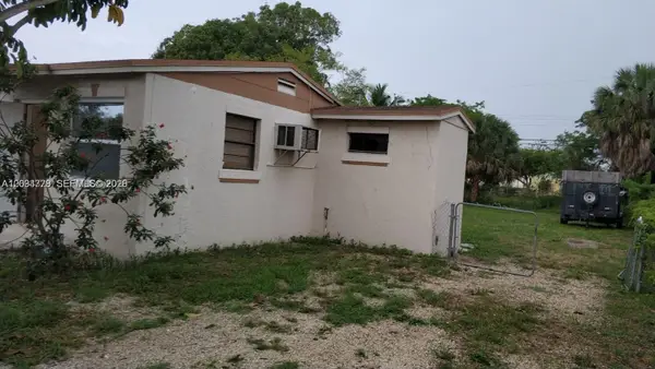 2400 NW 13th Court, Fort Lauderdale, FL 33311