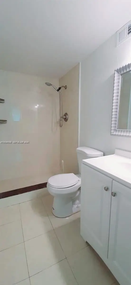1251 NE 108th Street #423, Miami, FL 33161