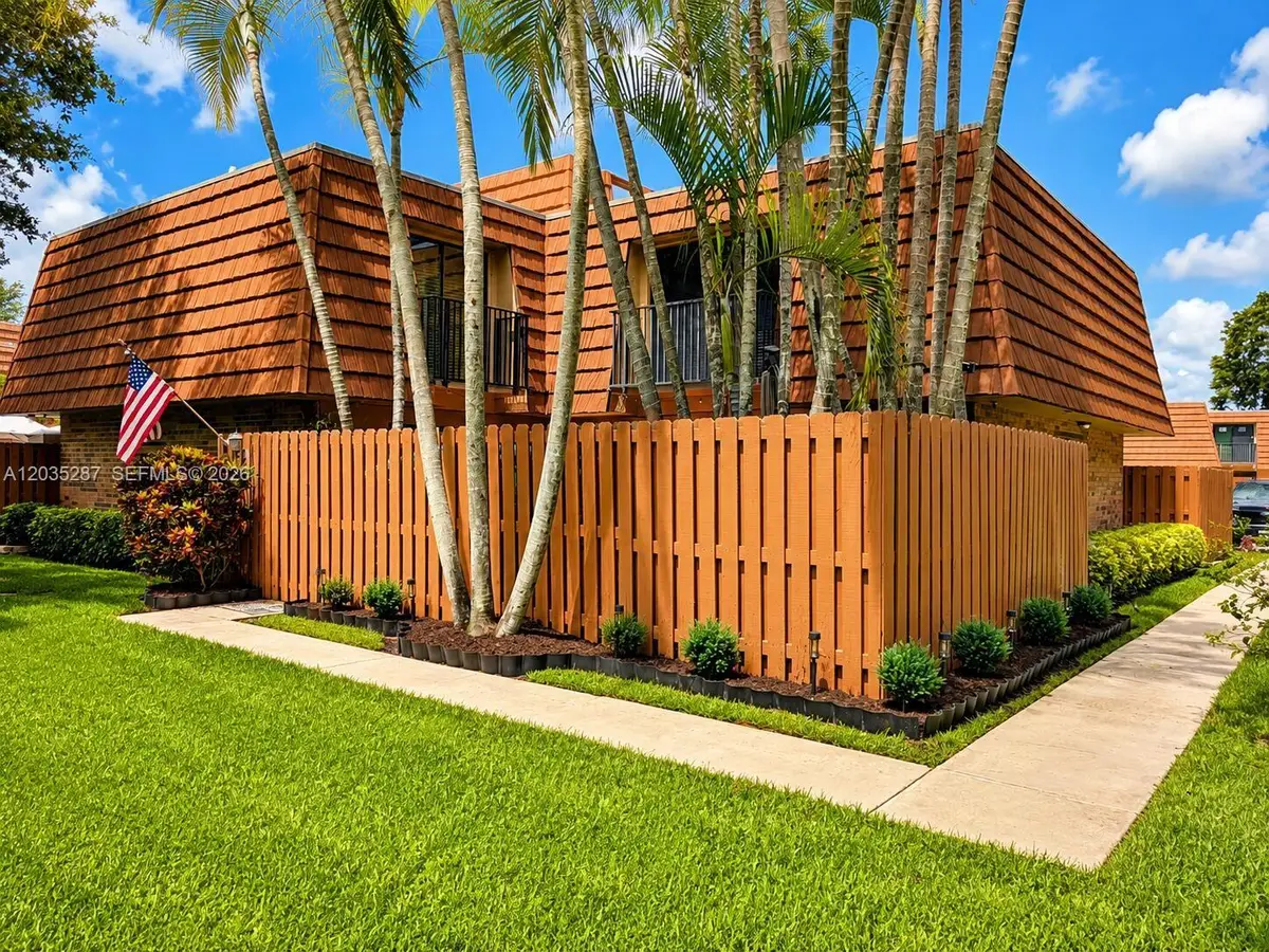 2589 Garden 2589 #2589, Hollywood, FL 33026 - #1