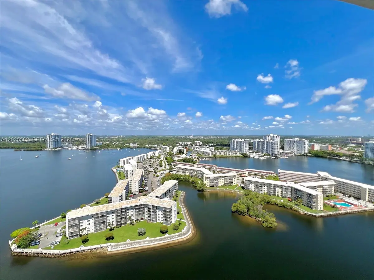 1000 W Island Boulevard #3010, Aventura, FL 33160 - #1