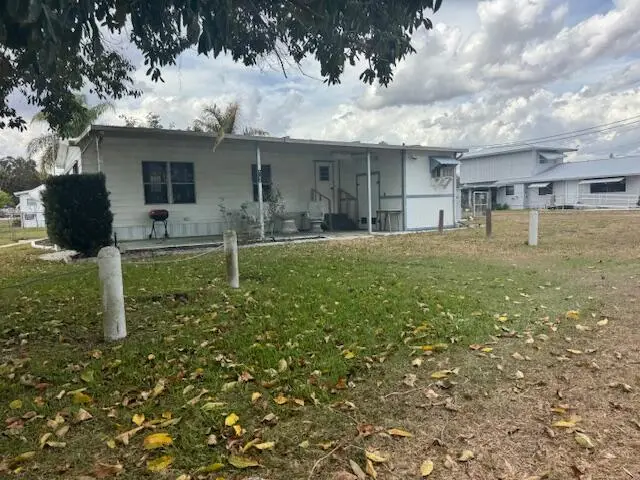 1065 Echo Avenue, Moore Haven, FL 33471 - #1