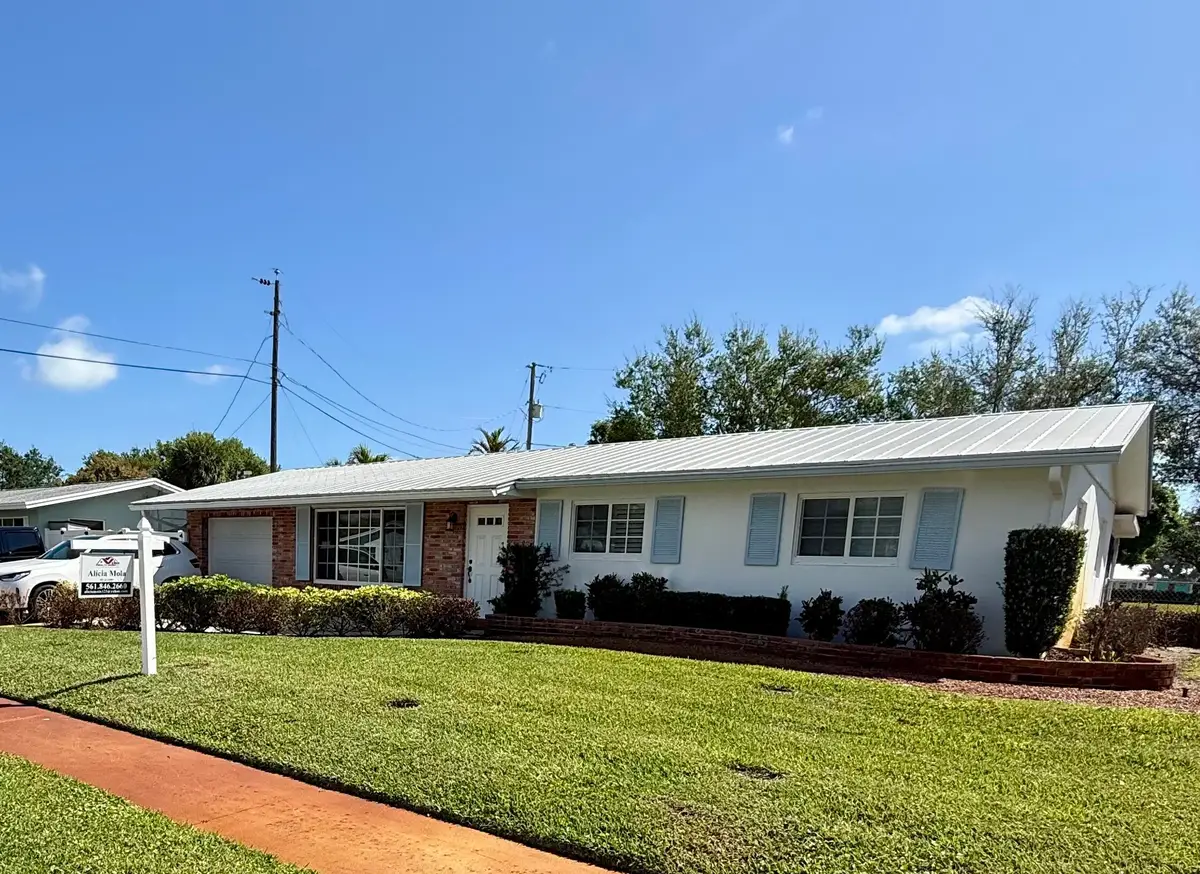 24 Pinetree Circle, Tequesta, FL 33469 - #1