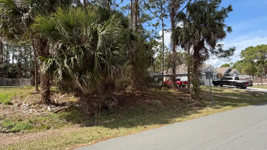 290 NW Deeyan Ave Avenue Nw, Palm Bay, FL 32907 - #2