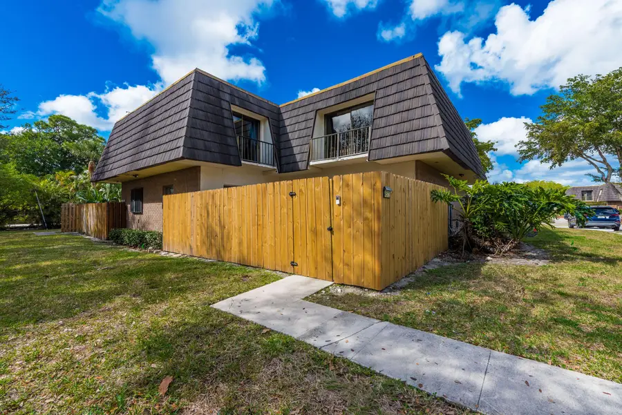 4572 Cherry Road, West Palm Beach, FL 33417 - #2