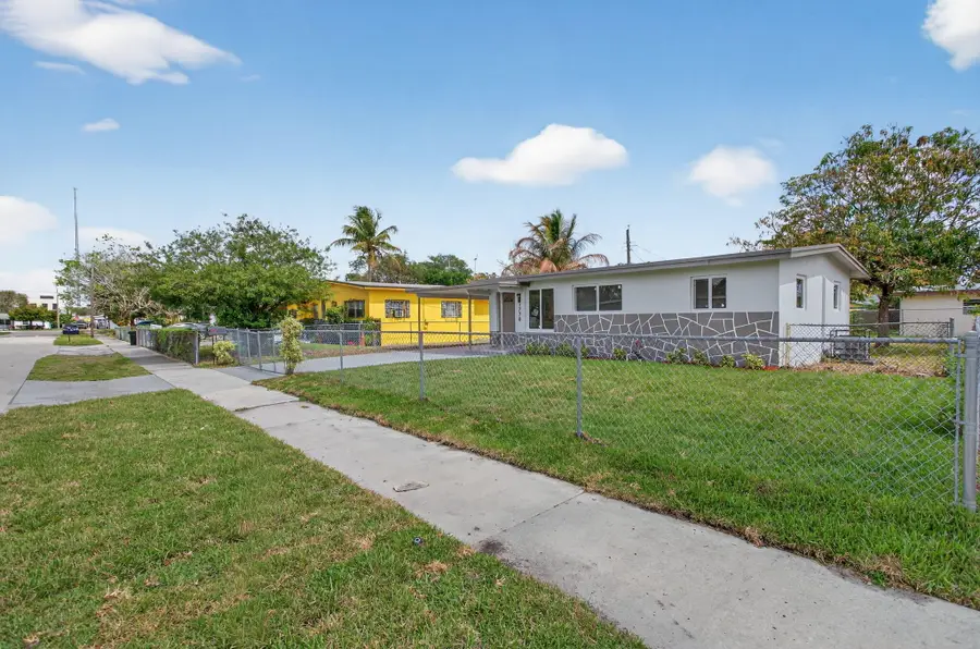 1770 NW 26th Avenue, Fort Lauderdale, FL 33311 - #3