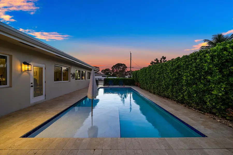 865 NE 5th Street, Deerfield Beach, FL 33441 - #2