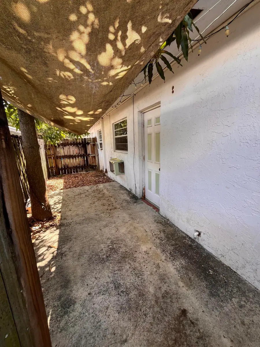 1304 NE 4th Street, Pompano Beach, FL 33060 - #3