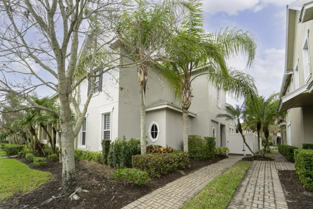 10487 SW Westlawn, Port Saint Lucie, FL 34987 - #1