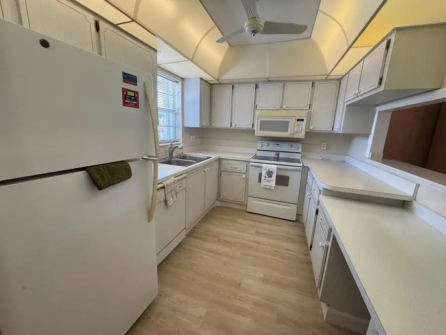 2950 SE Ocean Boulevard #7-5, Stuart, FL 34996 - #2