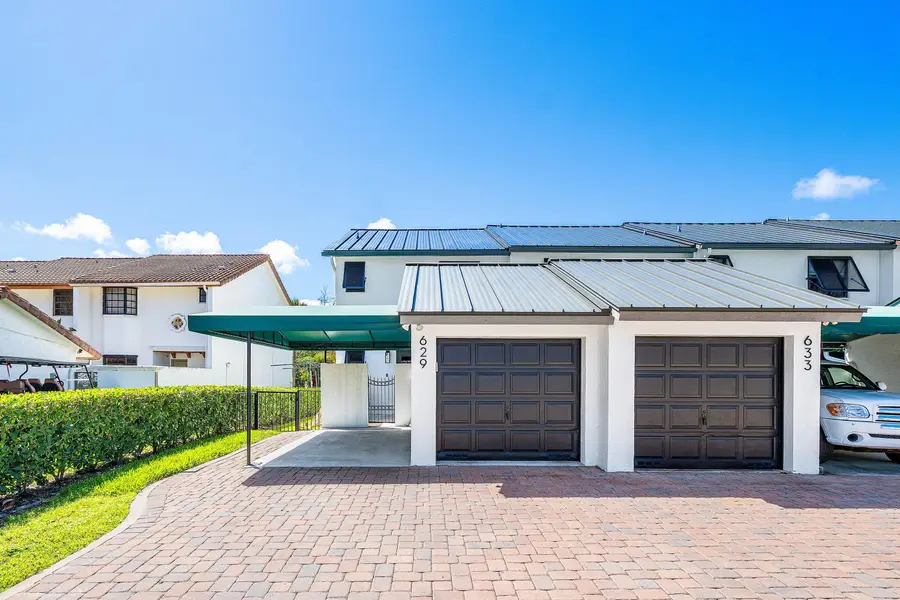 629 NE 19th Avenue, Deerfield Beach, FL 33441 - #3