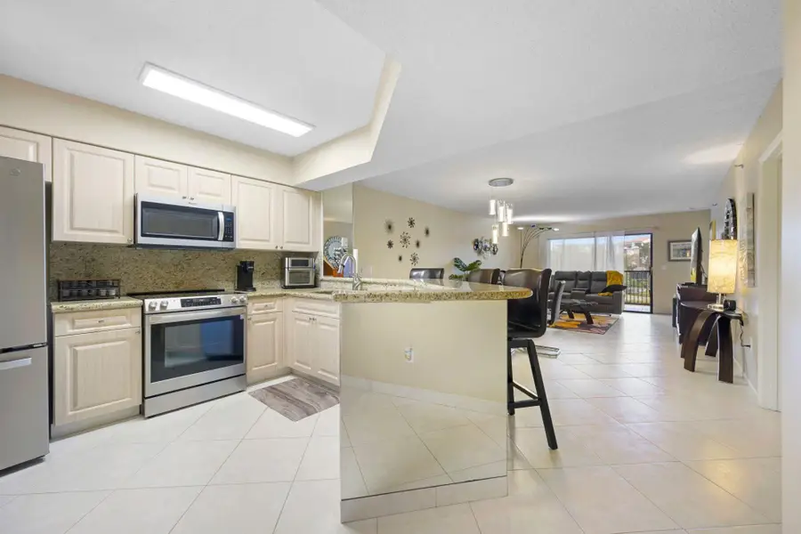 2334 S Cypress Bend Drive #308, Pompano Beach, FL 33069 - #2