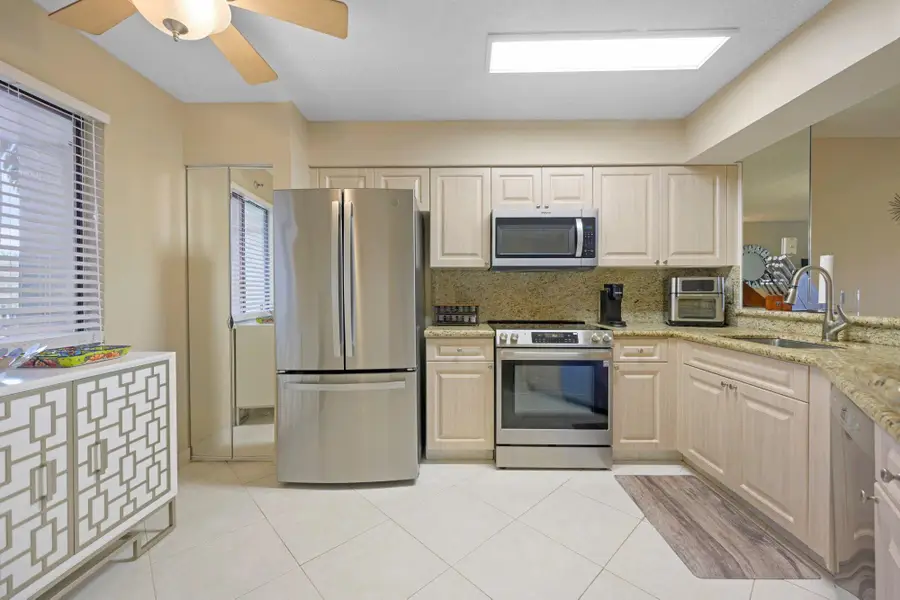 2334 S Cypress Bend Drive #308, Pompano Beach, FL 33069 - #3