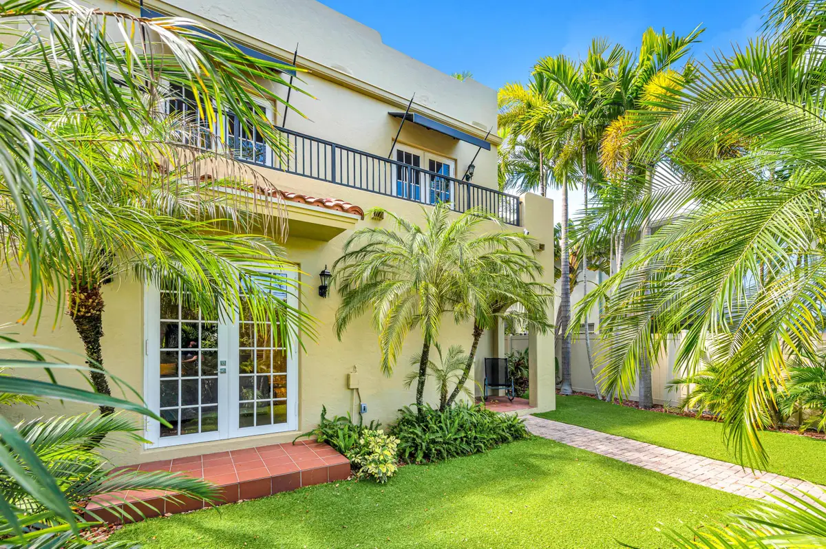 449 NE 16th Avenue, Fort Lauderdale, FL 33301 - #1