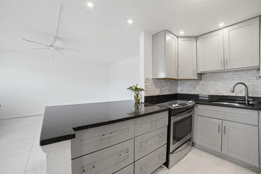 51 Markham C, Deerfield Beach, FL 33442 - #2