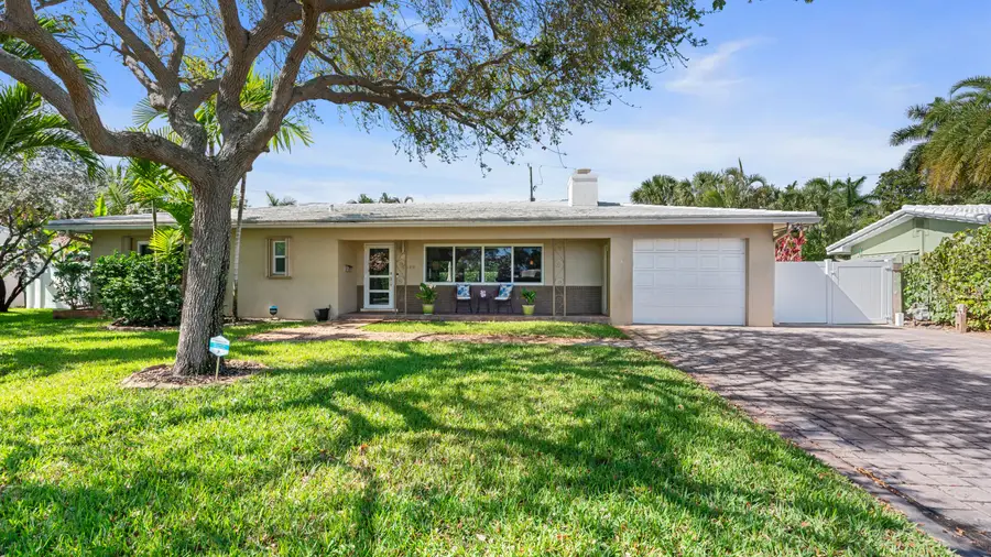 2549 NE 27th Avenue, Fort Lauderdale, FL 33305 - #2