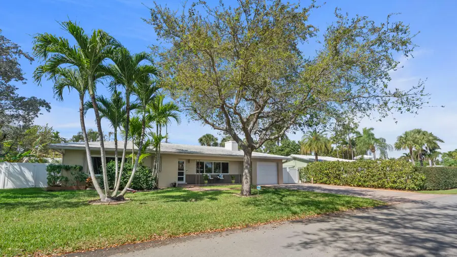 2549 NE 27th Avenue, Fort Lauderdale, FL 33305 - #3