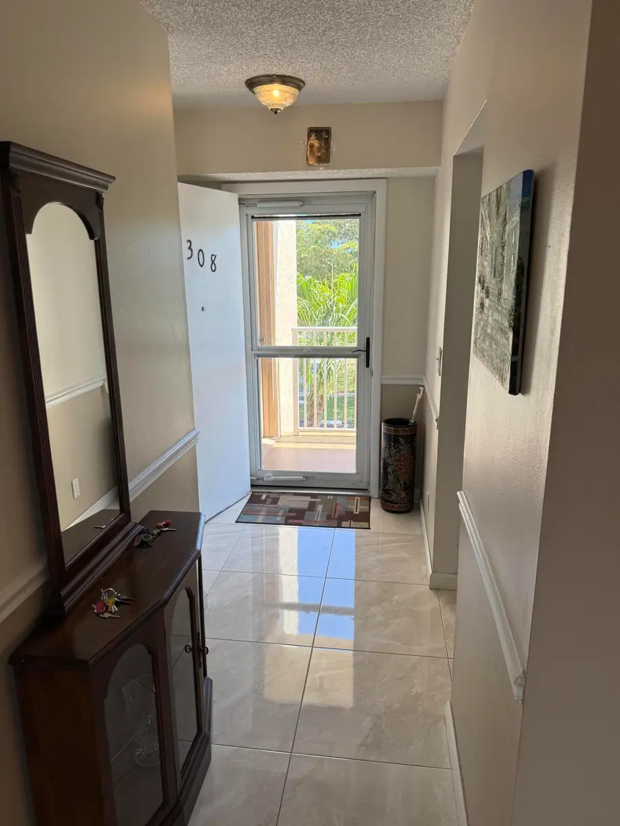 1024 SE 5th Avenue #308, Dania Beach, FL 33004 - #2