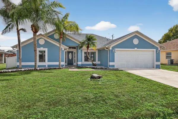 566 SW Sea Holly Terrace, Port St Lucie, FL 34984