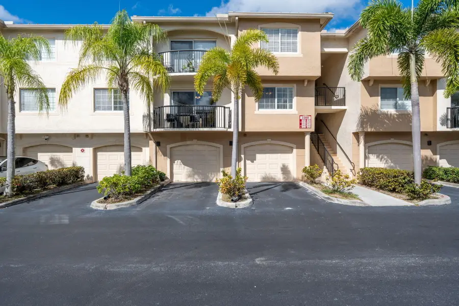 1000 Crestwood Ct Court S #1013, Royal Palm Beach, FL 33411 - #2