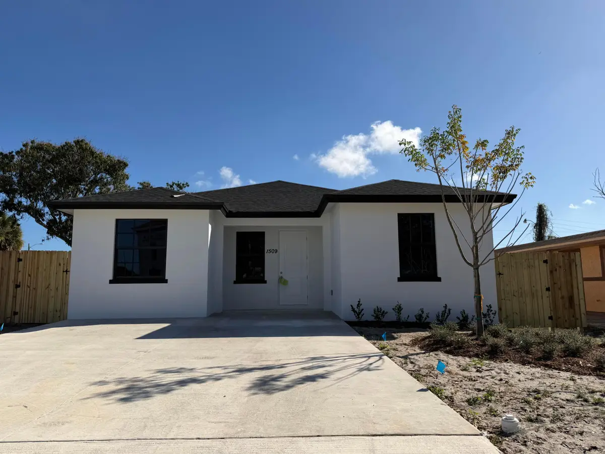 1509 W 28th Street, Riviera Beach, FL 33404 - #1