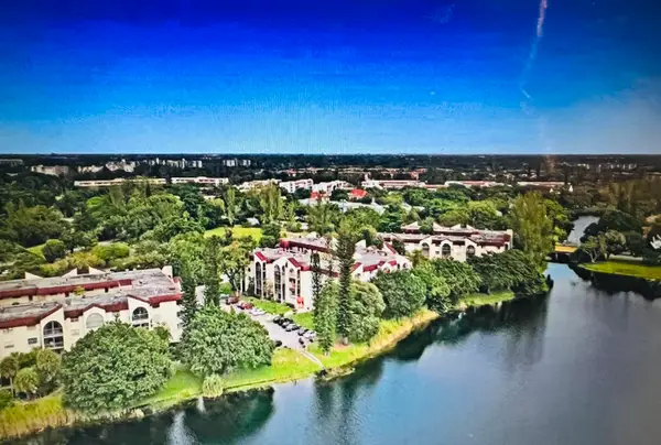 3330 Spanish Moss #406, Lauderhill, FL 33319