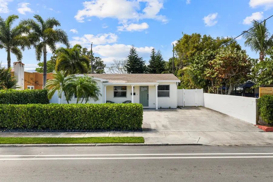 6411 Lake Avenue, West Palm Beach, FL 33405 - #2