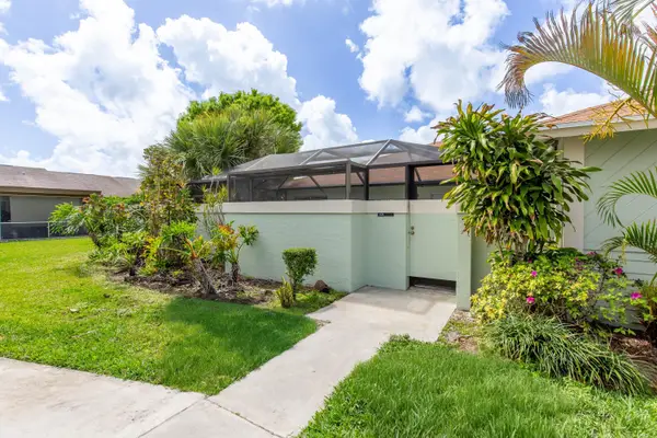 112 Bent Arrow Drive #B, Jupiter, FL 33458