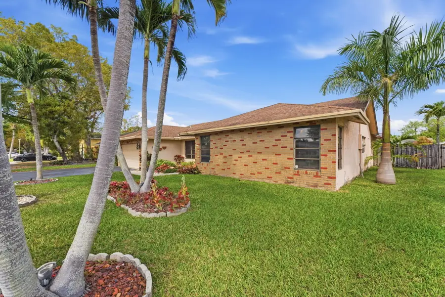 8001 NW 53rd Court, Lauderhill, FL 33351 - #2