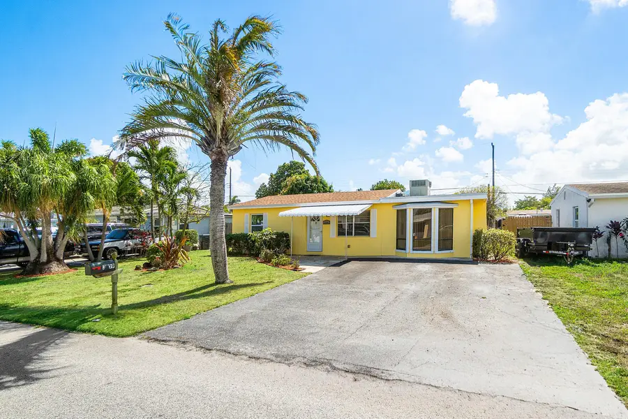 3109 Scanlan Avenue, Lake Worth Beach, FL 33461 - #3