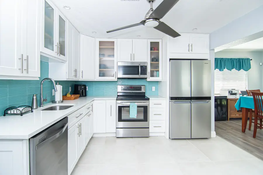 5711 NW 48th Avenue, Tamarac, FL 33319 - #2