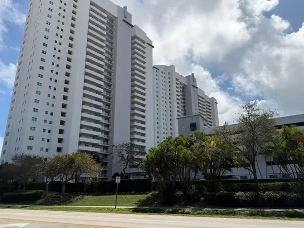 15051 Royal Oaks Lane #1603, North Miami, FL 33181