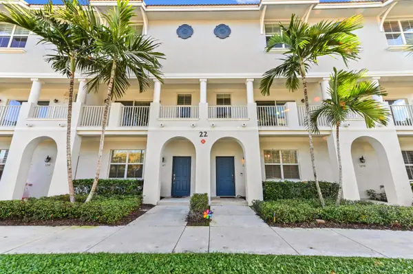 1253 Via De Fossi, Boynton Beach, FL 33426