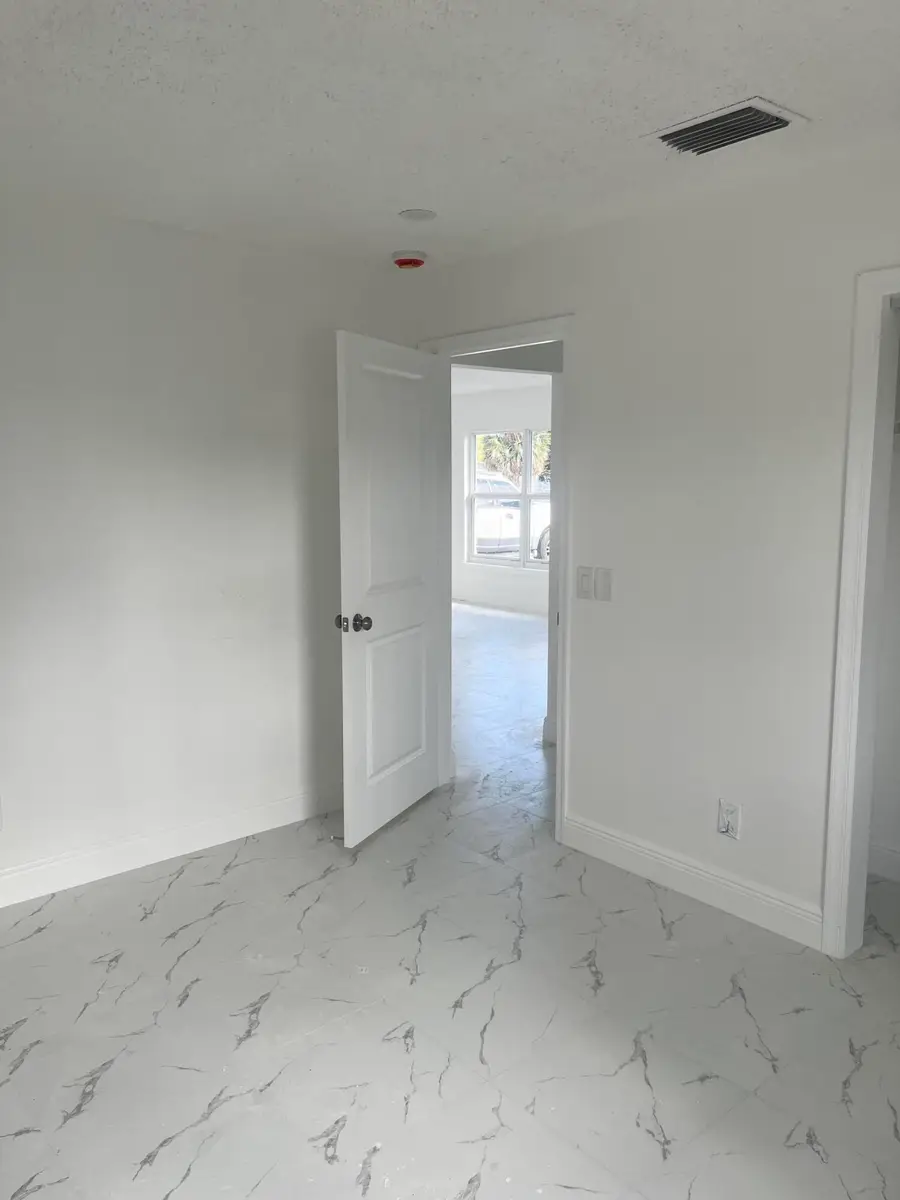 2747 Summit Boulevard, West Palm Beach, FL 33406 - #2