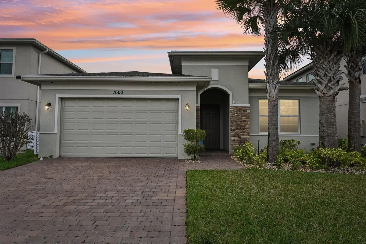 1600 NW Vivanco Street, Port Saint Lucie, FL 34986 - #1