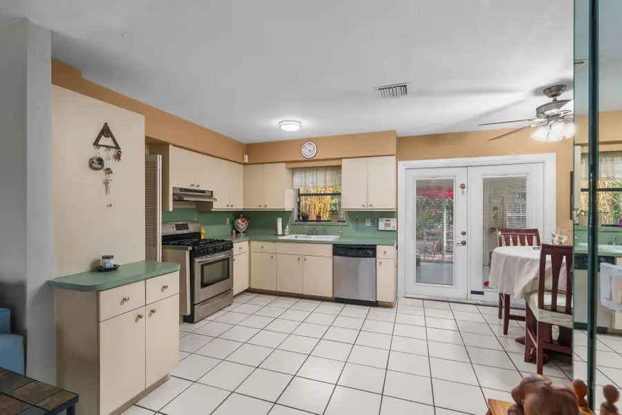 1400 NE 24th Street, Pompano Beach, FL 33064 - #3