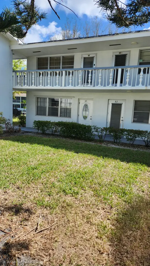 96 Andover D #96, West Palm Beach, FL 33417