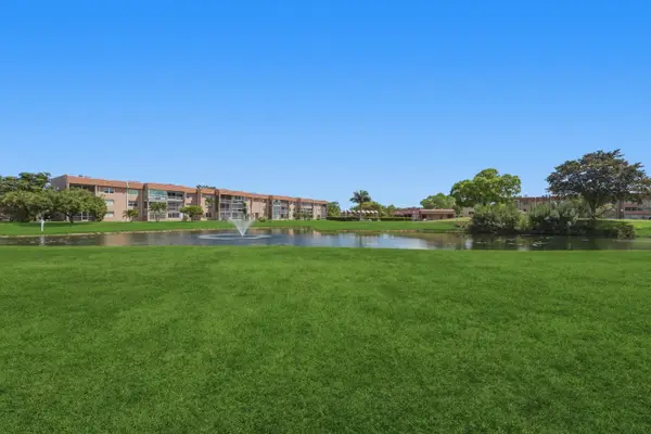 9861 Sunrise Lakes Boulevard #101, Sunrise, FL 33322